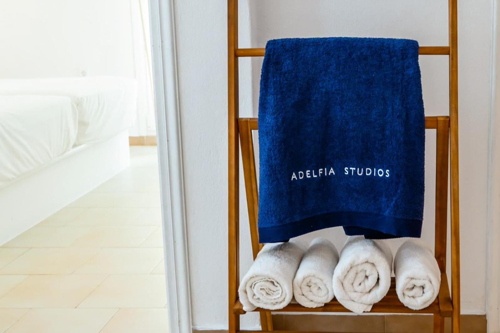 Adelfia Studios Páros 外观 照片